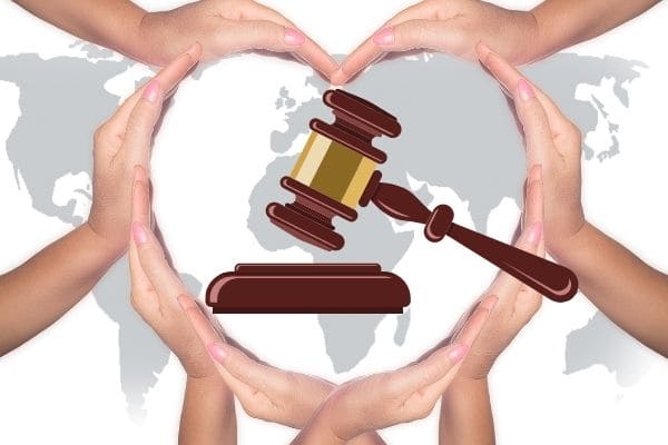 القانون الدولي والإنساني